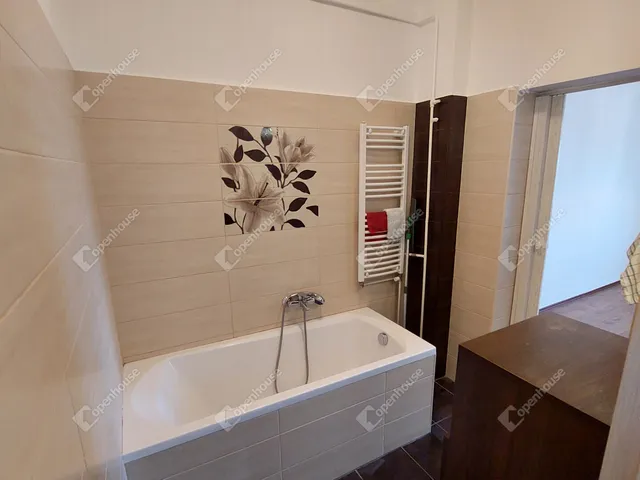 Kiadó lakás Tatabánya, Újváros 53 nm