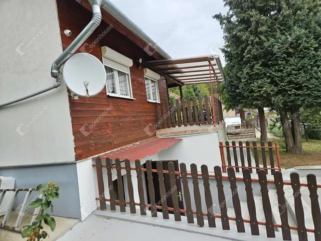 Eladó üdülő és hétvégi ház Tatabánya 39 nm