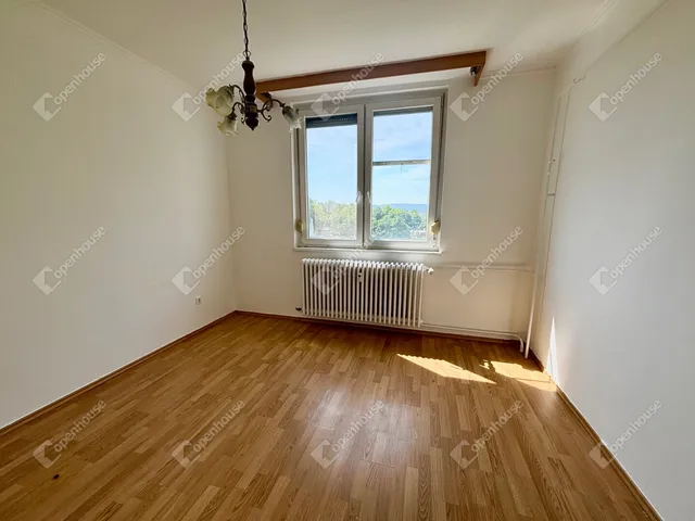 Eladó lakás Tatabánya, Újváros 53 nm