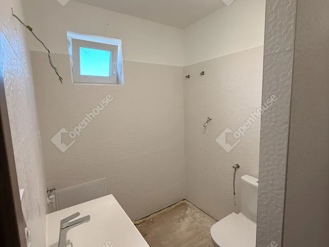 Eladó ház Környe 62 nm