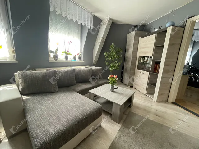 Eladó lakás Tatabánya, Óváros 118 nm