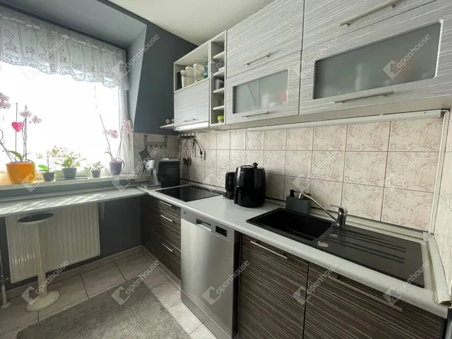 Eladó lakás Tatabánya, Óváros 118 nm