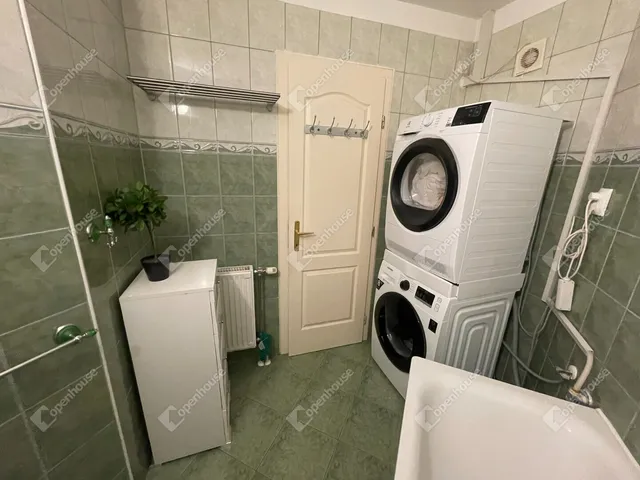 Eladó lakás Tatabánya, Óváros 118 nm