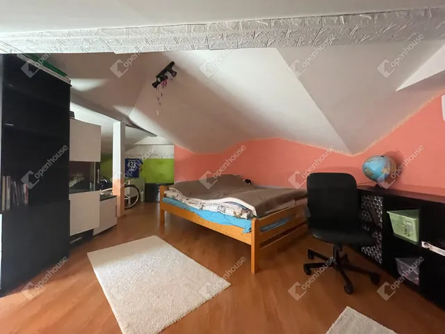 Eladó lakás Tatabánya, Óváros 118 nm