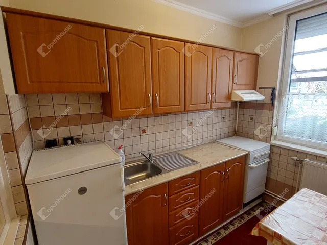 Eladó ház Oroszlány 96 nm