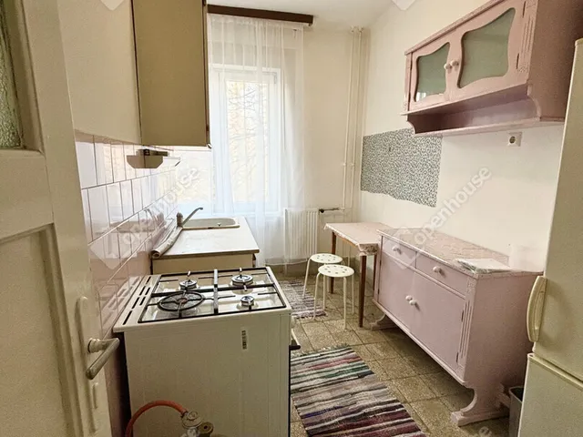 Kiadó lakás Tatabánya, Újváros 36 nm