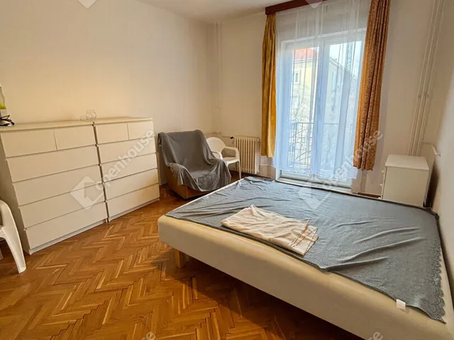 Kiadó lakás Tatabánya, Újváros 36 nm