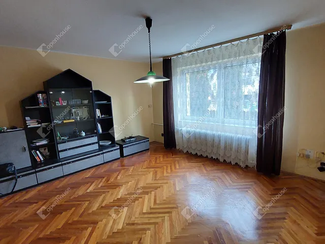 Eladó ház Vértesszőlős 180 nm