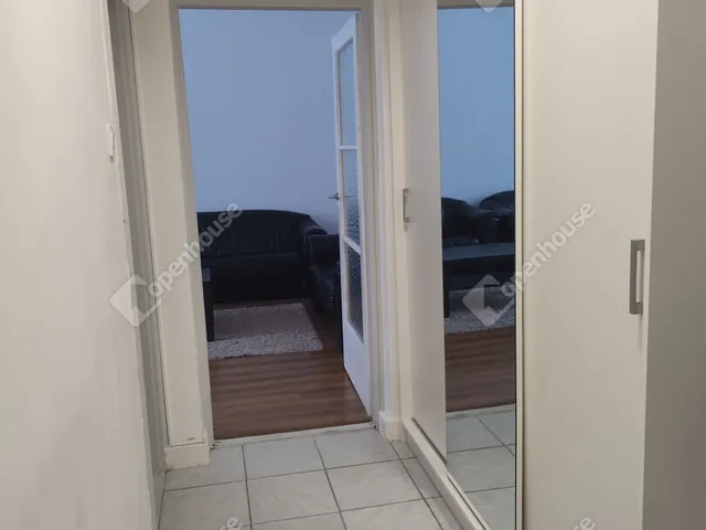 Kiadó lakás Tatabánya, Újváros 39 nm