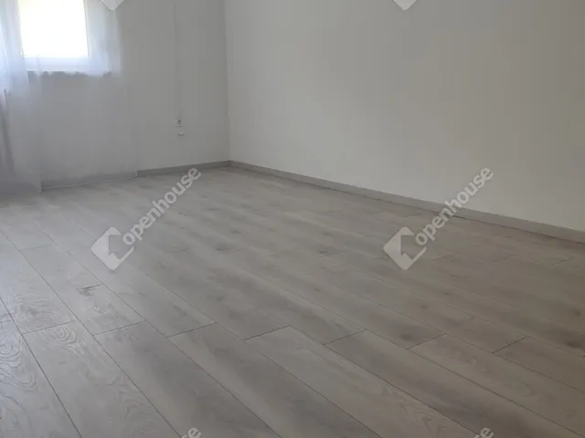 Kiadó lakás Tatabánya, Újváros 45 nm