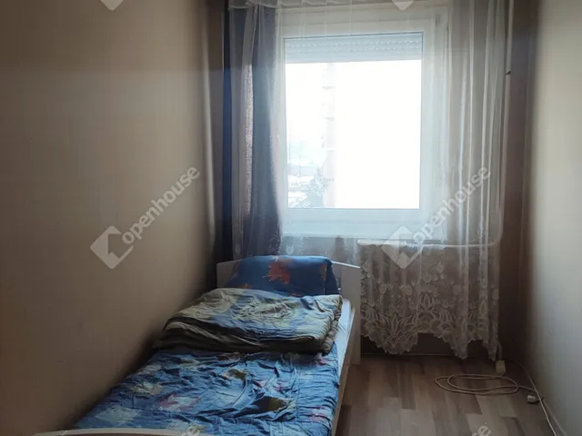 Eladó lakás Tatabánya, Gál István-lakótelep 55 nm