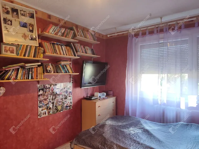 Eladó lakás Tatabánya, Újváros 69 nm