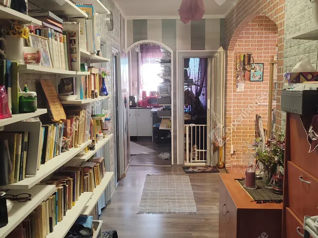 Eladó lakás Tatabánya, Újváros 69 nm