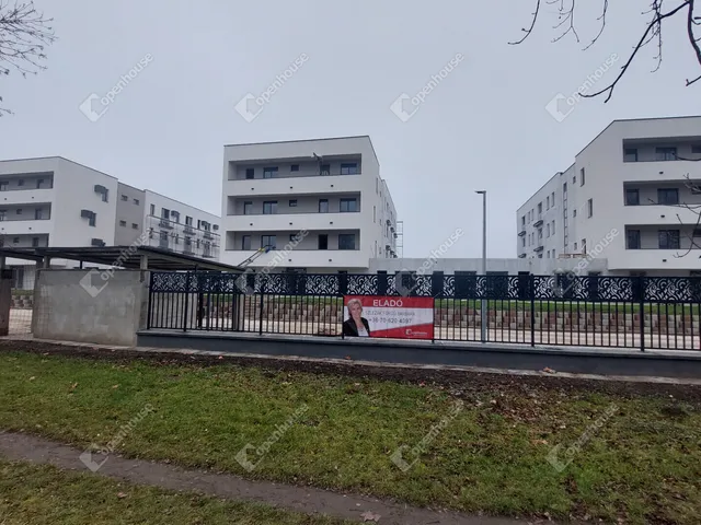 Eladó lakás Komárom 45 nm