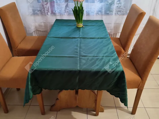 Eladó ház Szárliget 170 nm