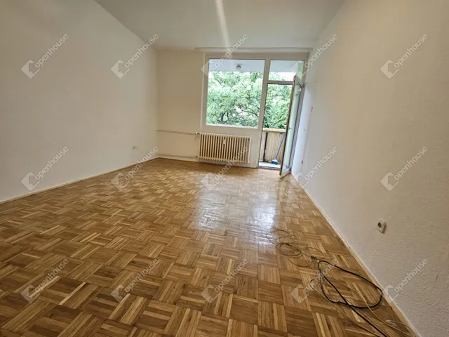 Eladó lakás Tatabánya, Dózsakert 55 nm