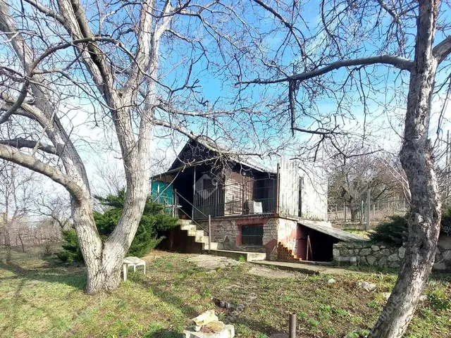 Eladó üdülő és hétvégi ház Tatabánya 10 nm