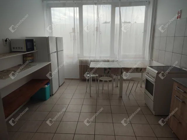 Eladó kereskedelmi és ipari ingatlan Tatabánya, Óváros 2039 nm