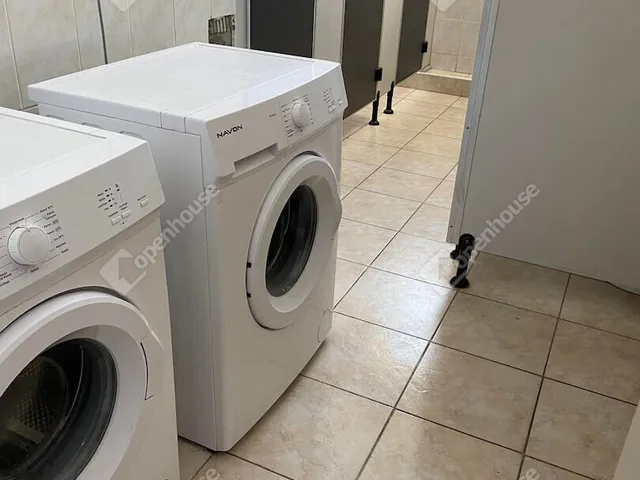 Eladó kereskedelmi és ipari ingatlan Tatabánya, Óváros 2039 nm