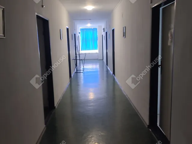 Eladó kereskedelmi és ipari ingatlan Tatabánya, Óváros 2039 nm