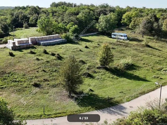 Eladó telek Vértessomló 41581 nm