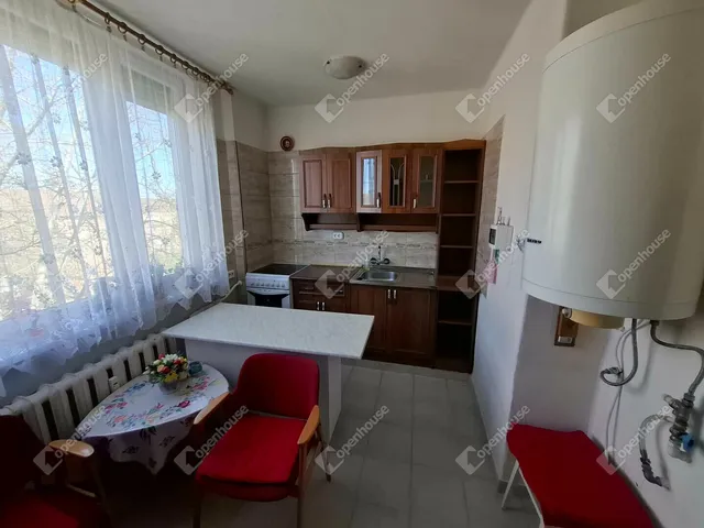 Eladó lakás Oroszlány 50 nm