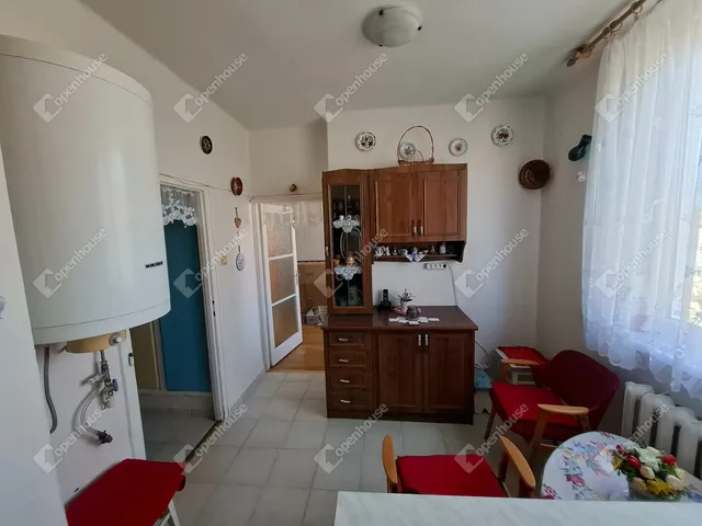 Eladó lakás Oroszlány 50 nm