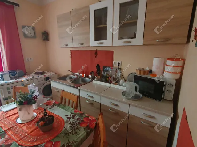 Eladó lakás Tatabánya, Újváros 43 nm