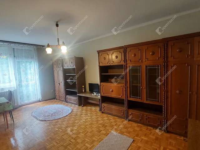 Kiadó lakás Tatabánya, Újváros 43 nm