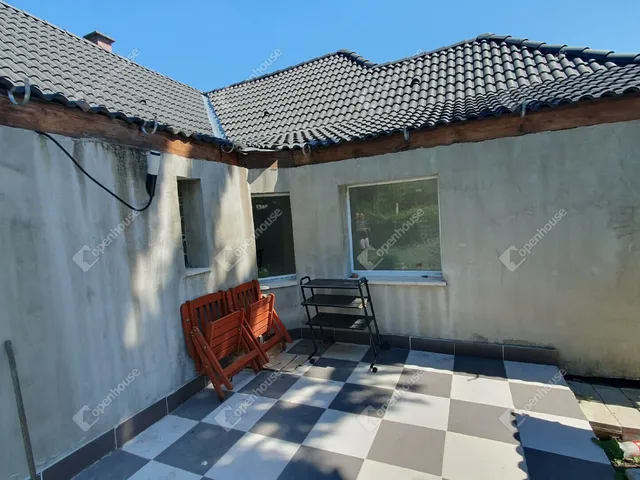 Eladó ház Szárliget 82 nm