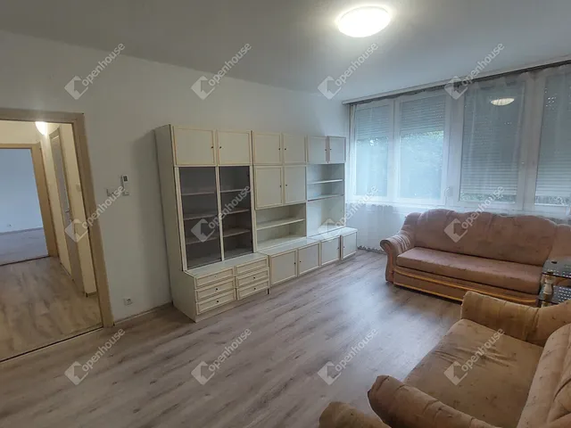 Eladó lakás Tatabánya, Dózsakert 54 nm