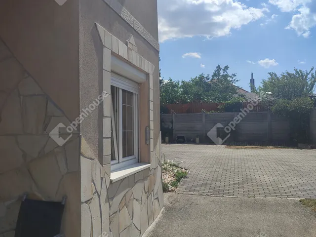 Eladó ház Tatabánya, Bánhida 166 nm