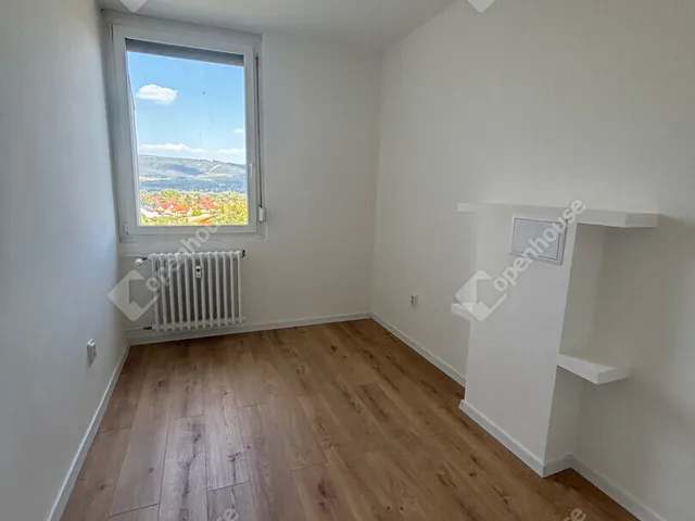 Eladó lakás Tatabánya, Kertváros 50 nm