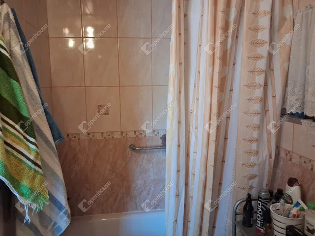 Eladó telek Tatabánya 2000 nm