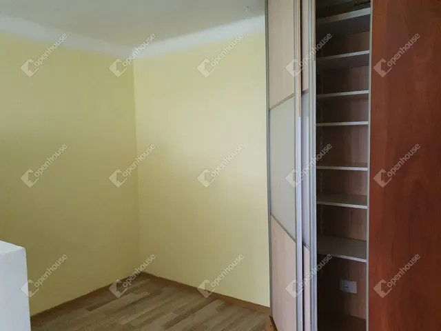 Eladó lakás Tatabánya, Újváros 43 nm