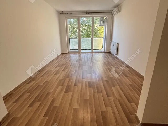 Eladó lakás Tatabánya, Dózsakert 53 nm