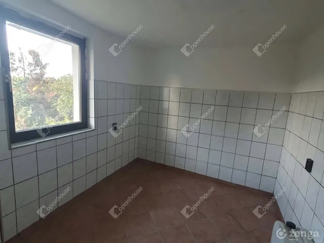 Eladó ház Oroszlány 38 nm