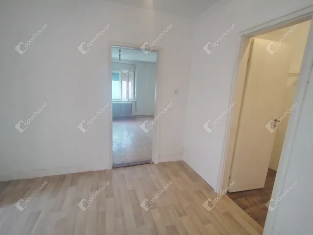 Eladó ház Lábatlan 67 nm