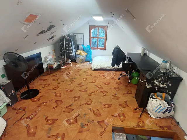 Eladó nyaraló Környe 75 nm