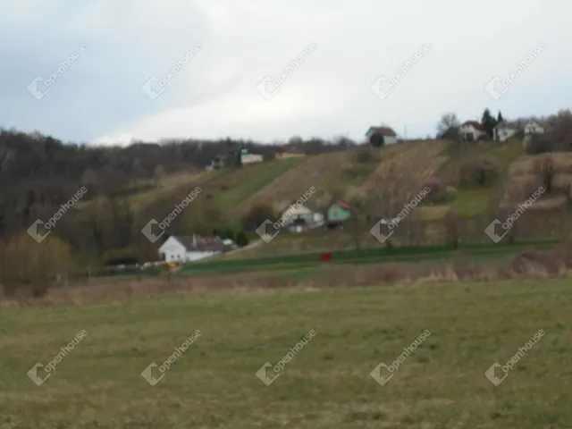 Eladó telek Zalaszentgrót 24985 nm