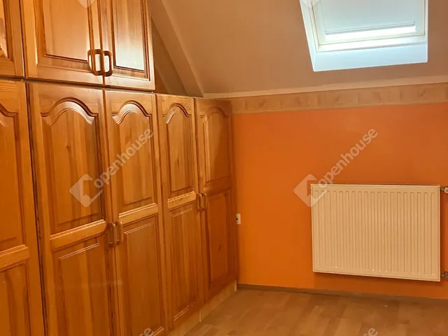 Kiadó kereskedelmi és ipari ingatlan Lenti 72 nm