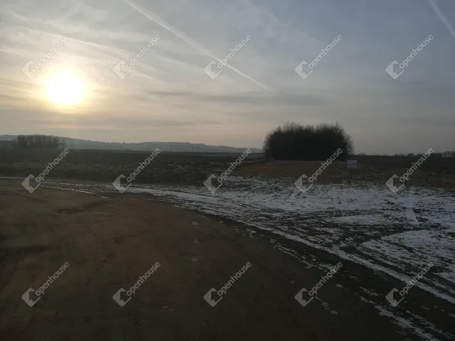 Eladó telek Zalaegerszeg 3500 nm