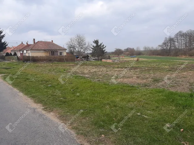 Eladó telek Győrvár 2028 nm