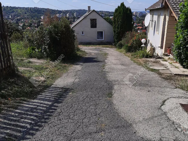 Eladó telek Zalaegerszeg 1512 nm