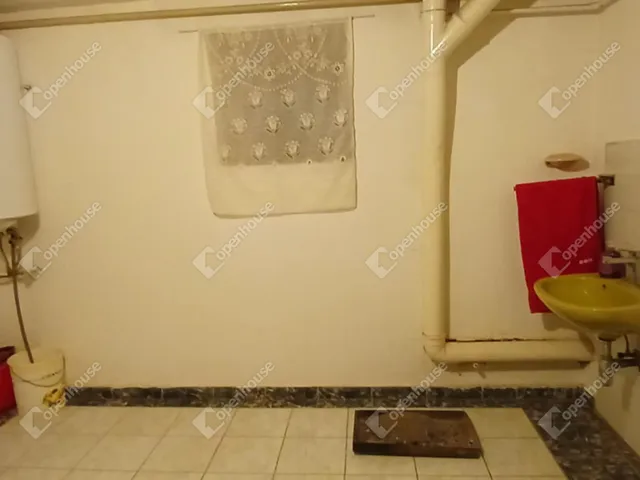 Eladó ház Csatár 102 nm