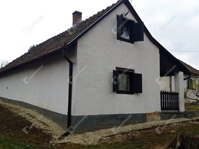 Eladó telek Pacsa 1694 nm