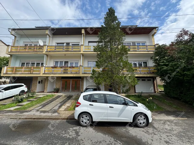 Eladó ház Zalaegerszeg, Kertváros 214 nm