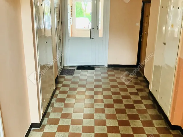 Eladó lakás Zalaegerszeg, Landorhegy 43 nm