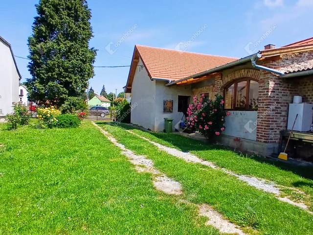 Eladó ház Nova 80 nm