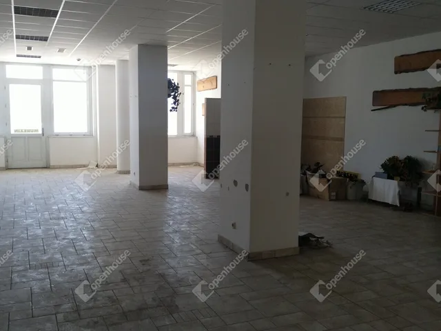 Eladó kereskedelmi és ipari ingatlan Zalaegerszeg, Belváros 103 nm